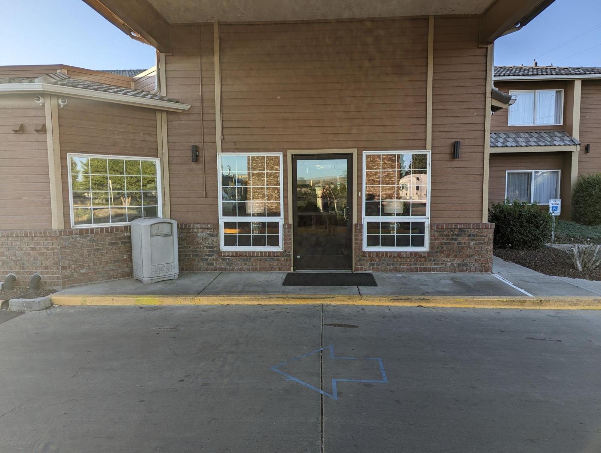 Toppenish Inn And Suites Luaran gambar